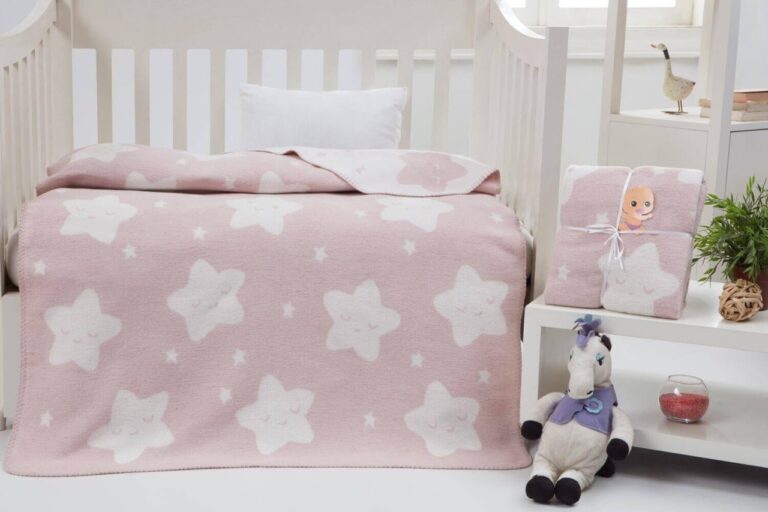 Patura Bebelusi Model Star Light Pink