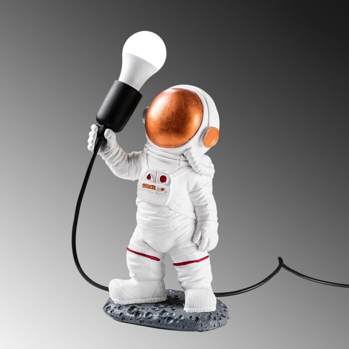 Veioză Astronaut Multicolor 20x32x15 cm Veioză Astronaut Multicolor 20x32x15 cm